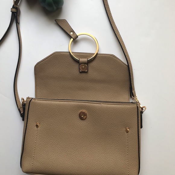Mellow World crossbody purse vegan leather. - Picture 6 of 11